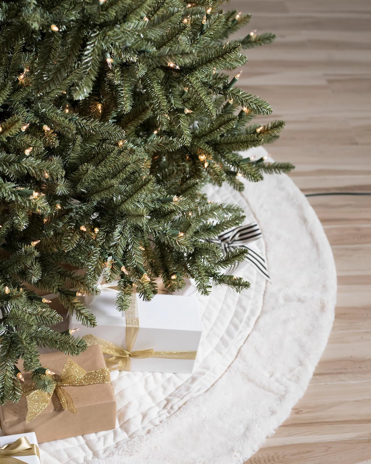 Balsam Hill 6ft Pre-Lit Classic Blue Spruce - Artificial Christmas Tree with 1,664+ Tips, 600 Clear LED Lights, Easy Plug System, Premium Stand & Storage Bag for Indoor Holiday Decorating