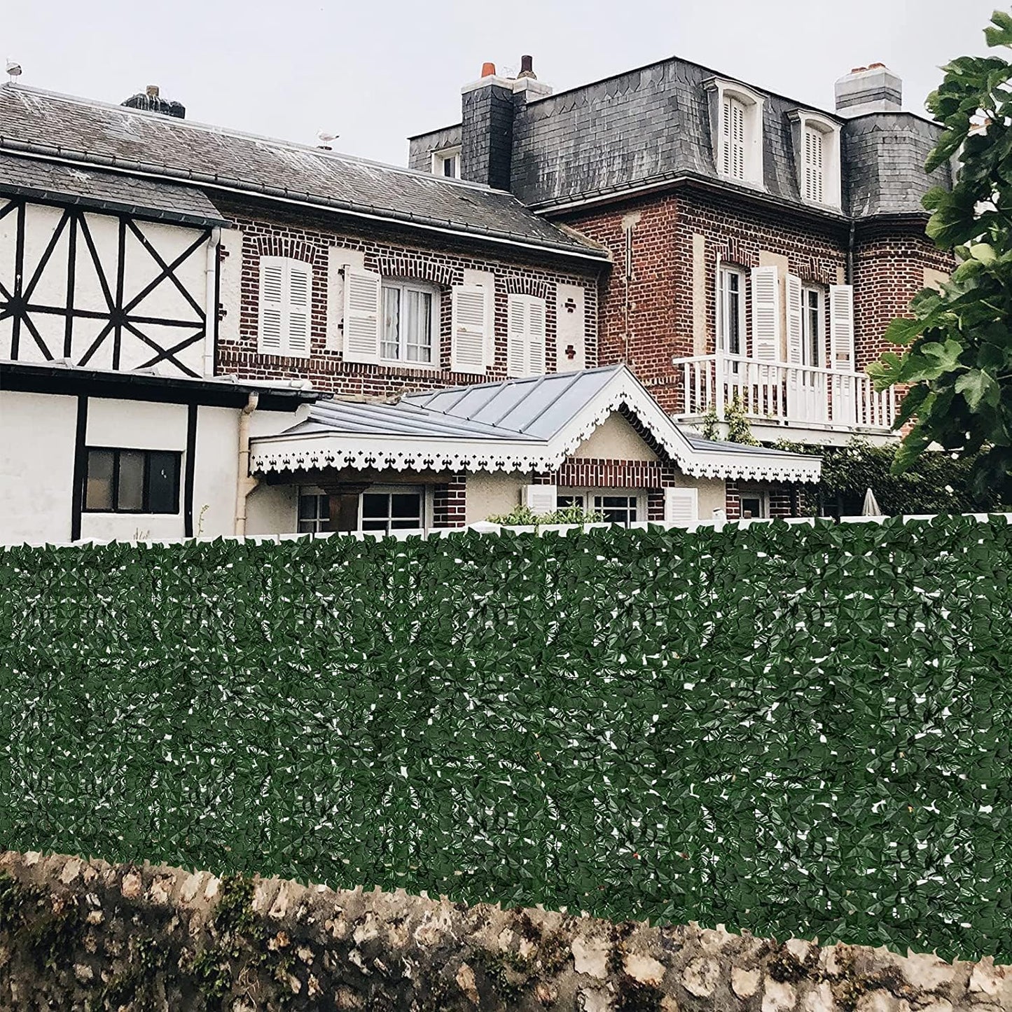 Faux Ivy Privacy Fence Screen Outdoor Expandable Artificial Greenery Roll Fake Hedge Wall Patio Green Plastic Leaf Plant Vine Grass Panels Gate Covering for Garden Yard Balcony (197 X 40 in)