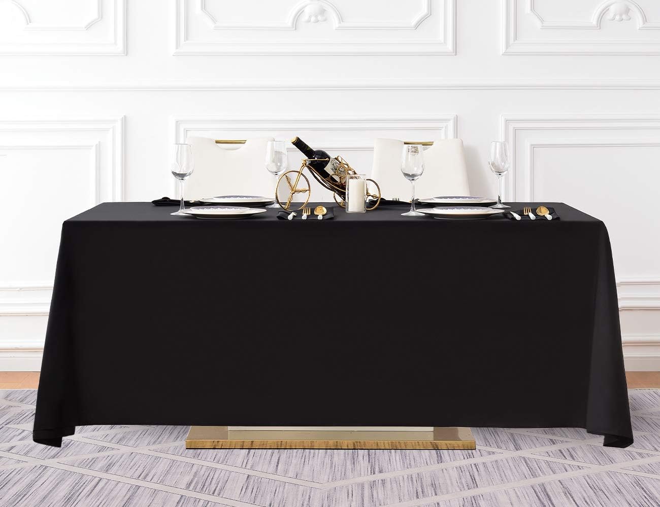 Surmente Black Tablecloth 90 x 132-inch Rectangular Polyester Table Cloth for Weddings, Banquets, or Restaurants