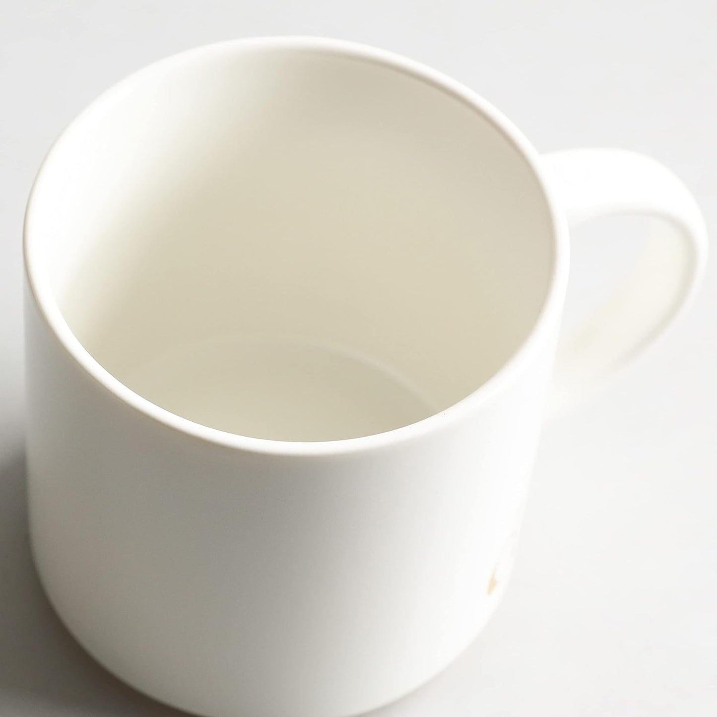 COLLECTIVE HOME - Monogram Ceramic Mugs, 15 oz Golden Initial Coffee Cups, Elegant Alphabet Tea Mugs, Elegant Personalized Mug with Gift Box, Luxurious Cups for Office and Home (y)