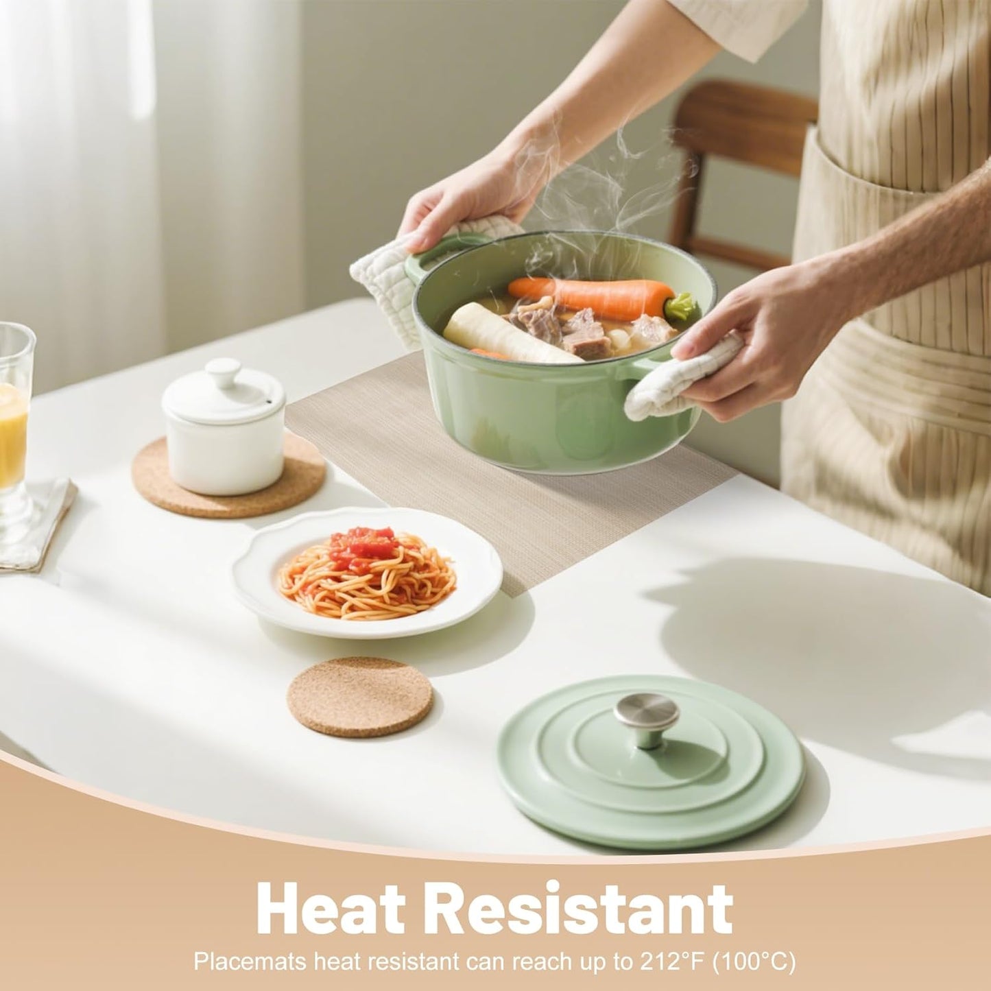 Placemats Set of 8，Non-Slip PVC Weave Table Mats Easy to Clean，Heat Resistant Place Mats for Kitchen Dining Table Decoration Indoor Outdoor，Beige White