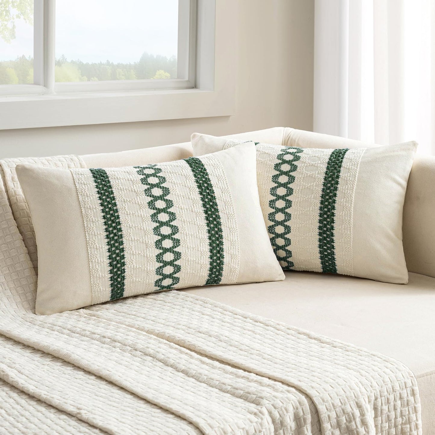 MIULEE Set of 2 Dark Green Boho Christmas Decorative Lumbar Pillow Covers 12x20 Inch Farmhouse Rustic Couch Throw Pillows Modern Cotton Cushion Cover Retro Macrame Woven Home Decor for Bed Sofa Chair