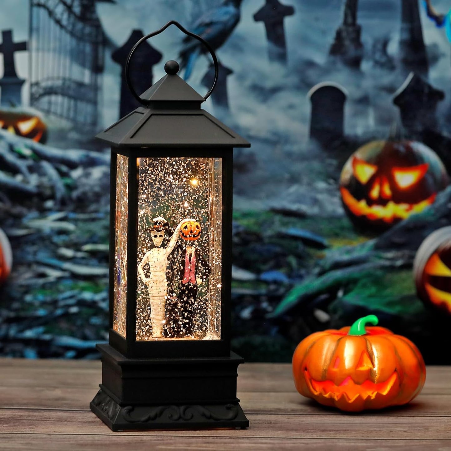 Halloween Snow Globes, Skull and Black Cat Scene Snow Globes, Glittering Lantern with Timer, Snow Globe Lantern USB or Battery Powered for Halloween Decor