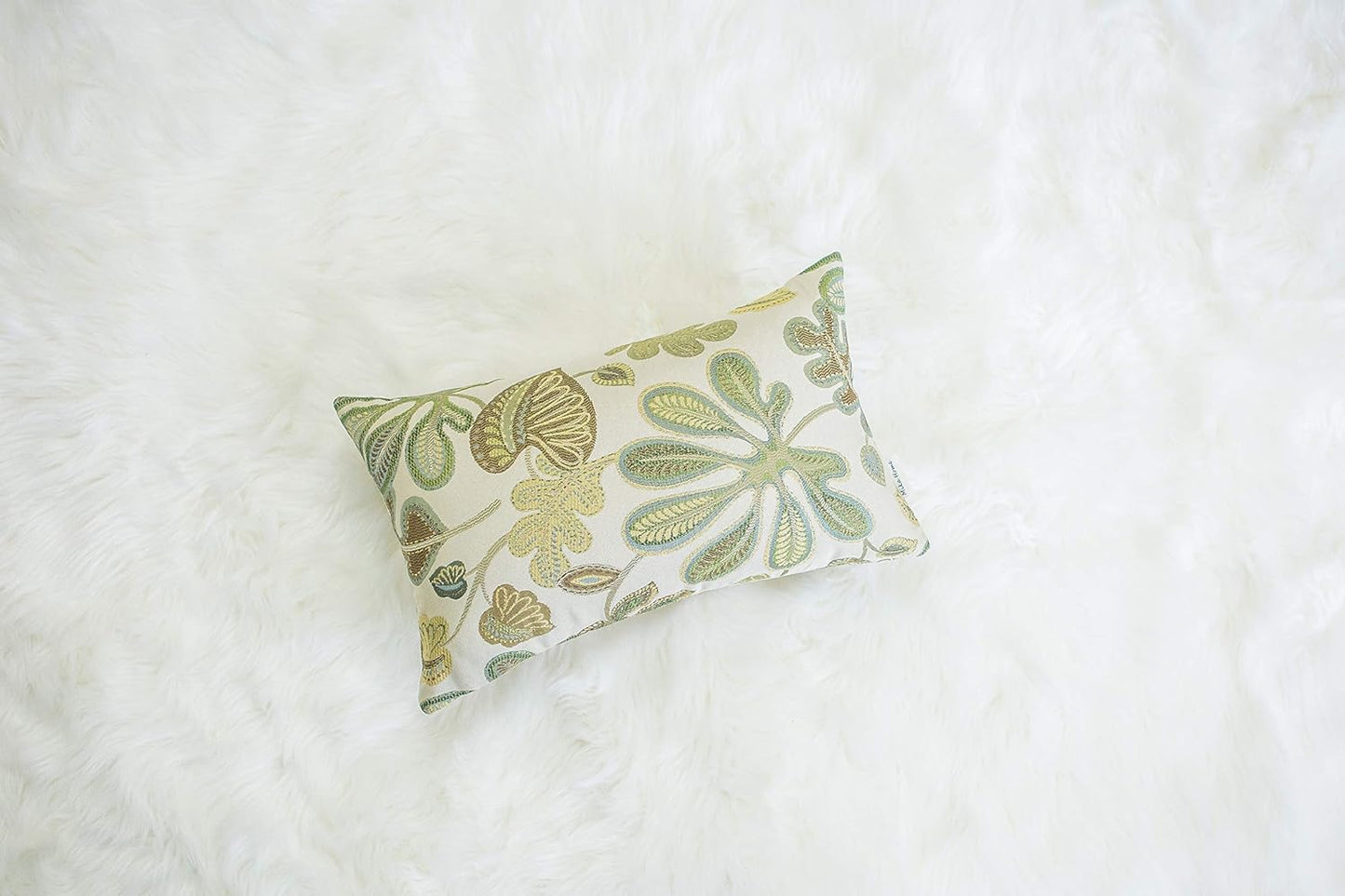 Set of 2 Jacquard Tropical Leaf Pattern Oblong Throw Pillow Covers Accent Pillowcase 12X20 Inches,Green Cream