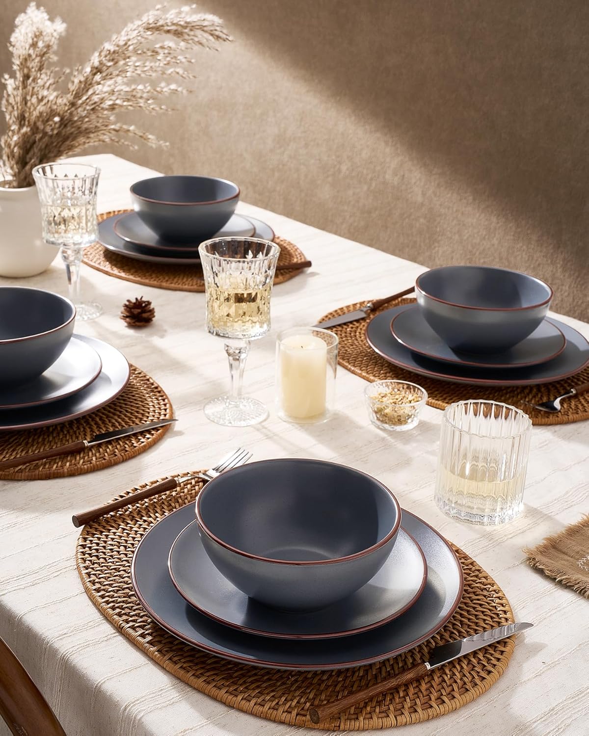 Famiware Venus Plates and Bowls Sets, 18 Pieces Stoneware Dinnerware Sets, Speckled Dishes Set for 6, Microwave and Dishwasher Safe, Matte Charcoal