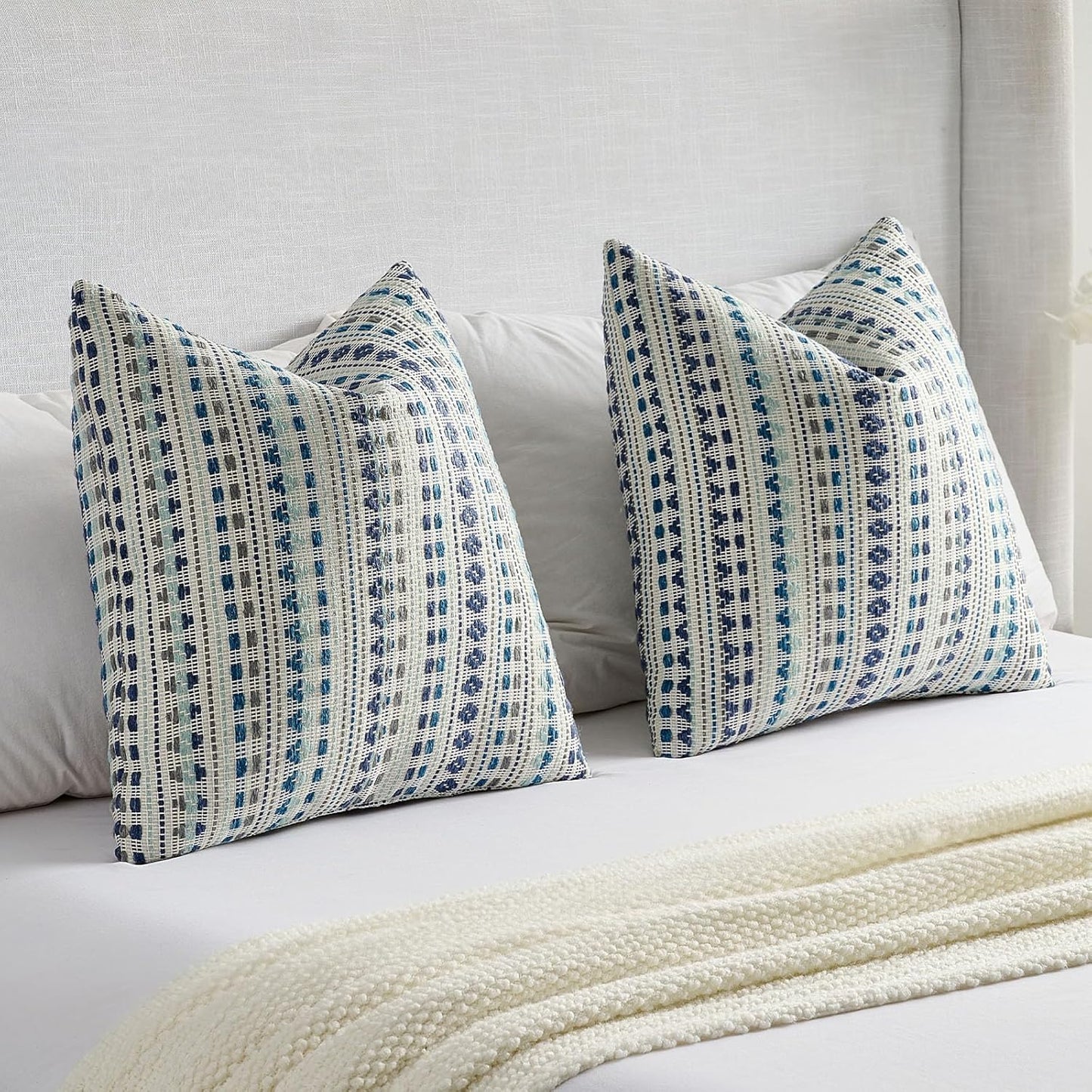 FUTEI Blue Grey Decorative Throw Pillow Covers 18x18 Inch Set of 2,Soft Cozy Chenille Jacquard Textured Cushion Case,Boho Home Decor for Couch Bed Living Room