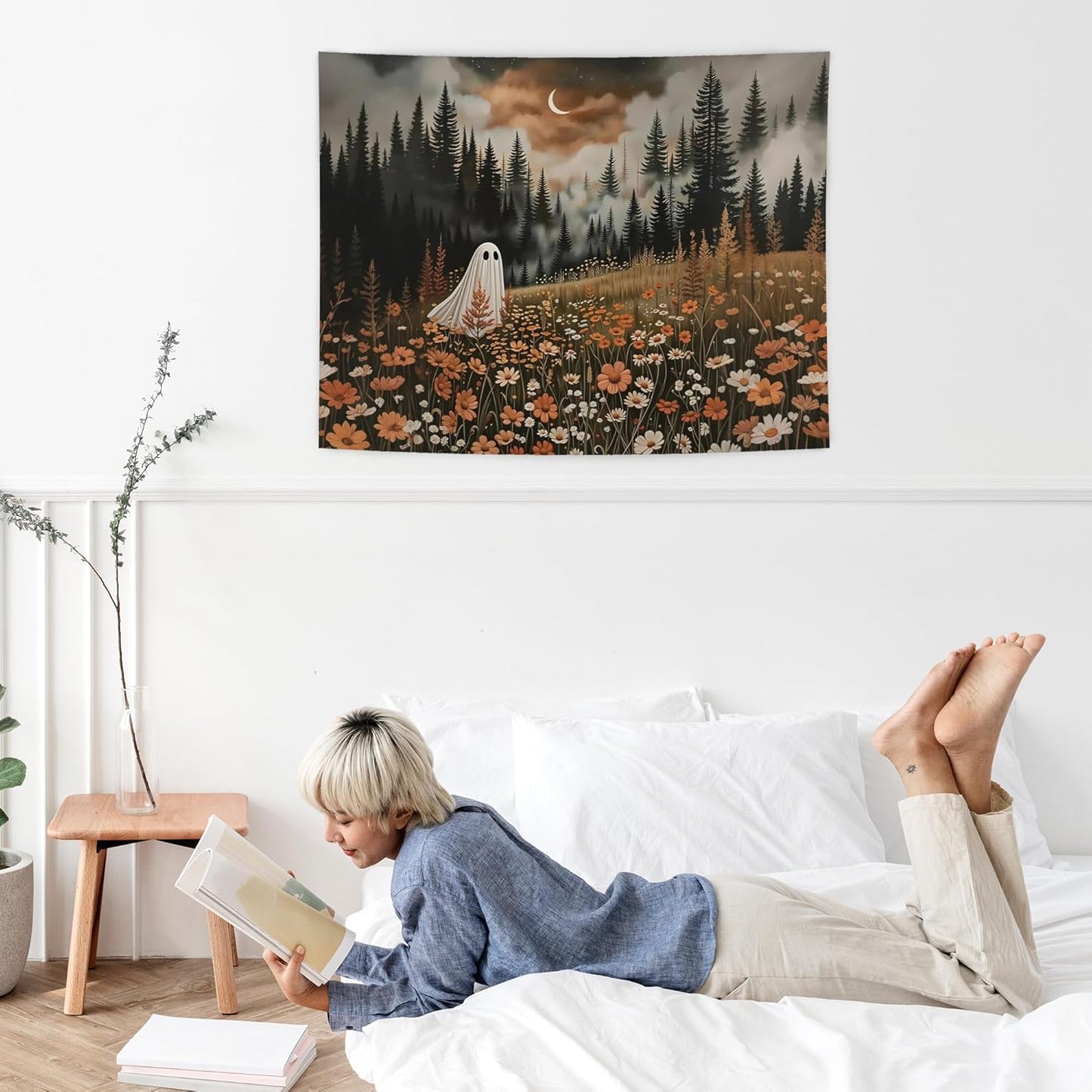 NATSUNO Halloween Tapestry, Halloween Spooky Ghost Wall Tapestry for Bedroom, Whimsical Enchanted Forest Flower Ghost Tapestries Wall Hanging for Home Living Room Decor, 50x60 Inches