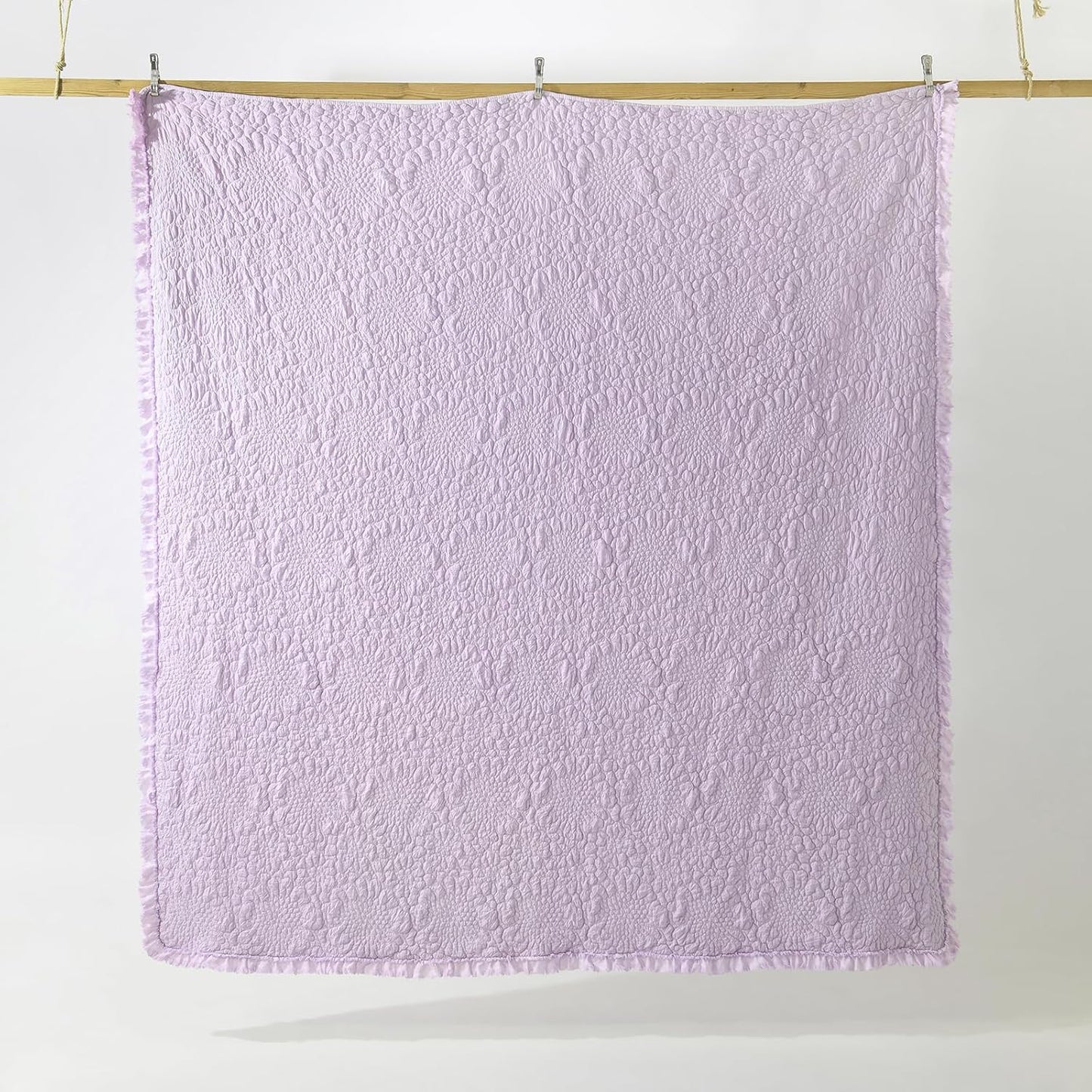 HORIMOTE HOME Lavender Ruffled Quilt Queen Size, Stone-Washed Microfiber Lightweight Crinkled Farmhouse Rustic Shabby Chic Bedding Set, 3 Pieces Reversible Bedspread with Pillow Shams for All Season