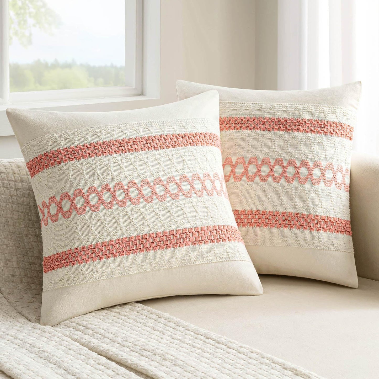 MIULEE Set of 2 Coral Red Boho Decorative Pillow Covers 18x18 Inch Farmhouse Rustic Couch Throw Pillows Modern Summer Cotton Cushion Covers Retro Cute Macrame Woven Home Decor for Bed Sofa Chair