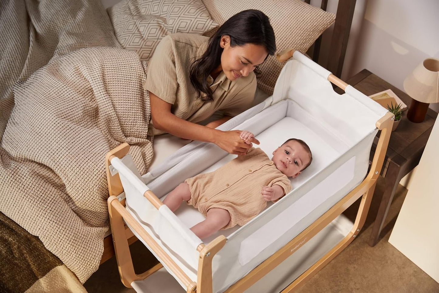 SnuzPod 4 Rocking Baby Bassinet Bedside Sleeper - Lightweight, Portable Bedside Bassinet, Lift Off Crib, Zip Down Wall, 3D Breathable Mattress, 6 Height Settings and Comfort Incline Mode, Natural