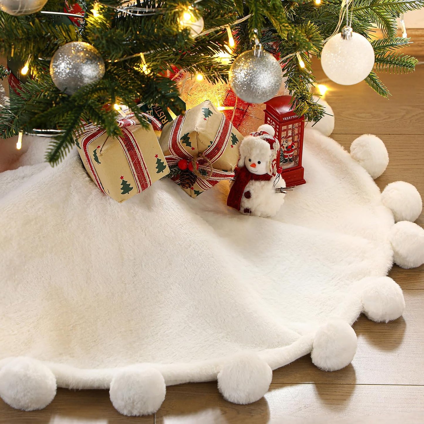 36 Inch Christmas Faux Fur Tree Skirt, White Plush Tree Skirt with Pom-pom Christmas Party Holiday Decorations for Home Indoor Outdoor Xmas Decor Supplies