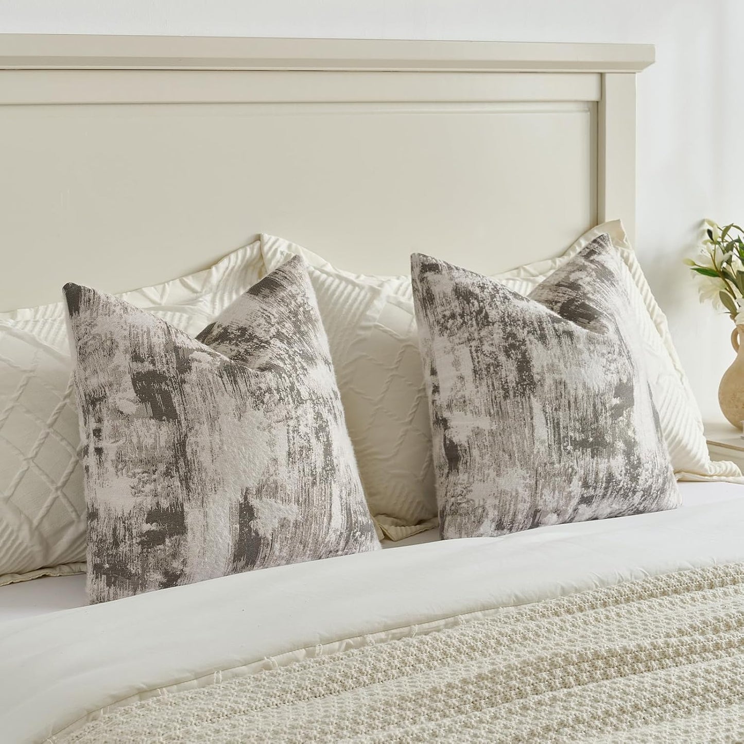 FUTEI Black White Decorative Throw Pillow Covers 18x18 Inch Set of 2,Soft Faux Cashmere Jacquard - Textured & Cozy Cushion Case,Modern Home Decor for Couch Bed Living Room