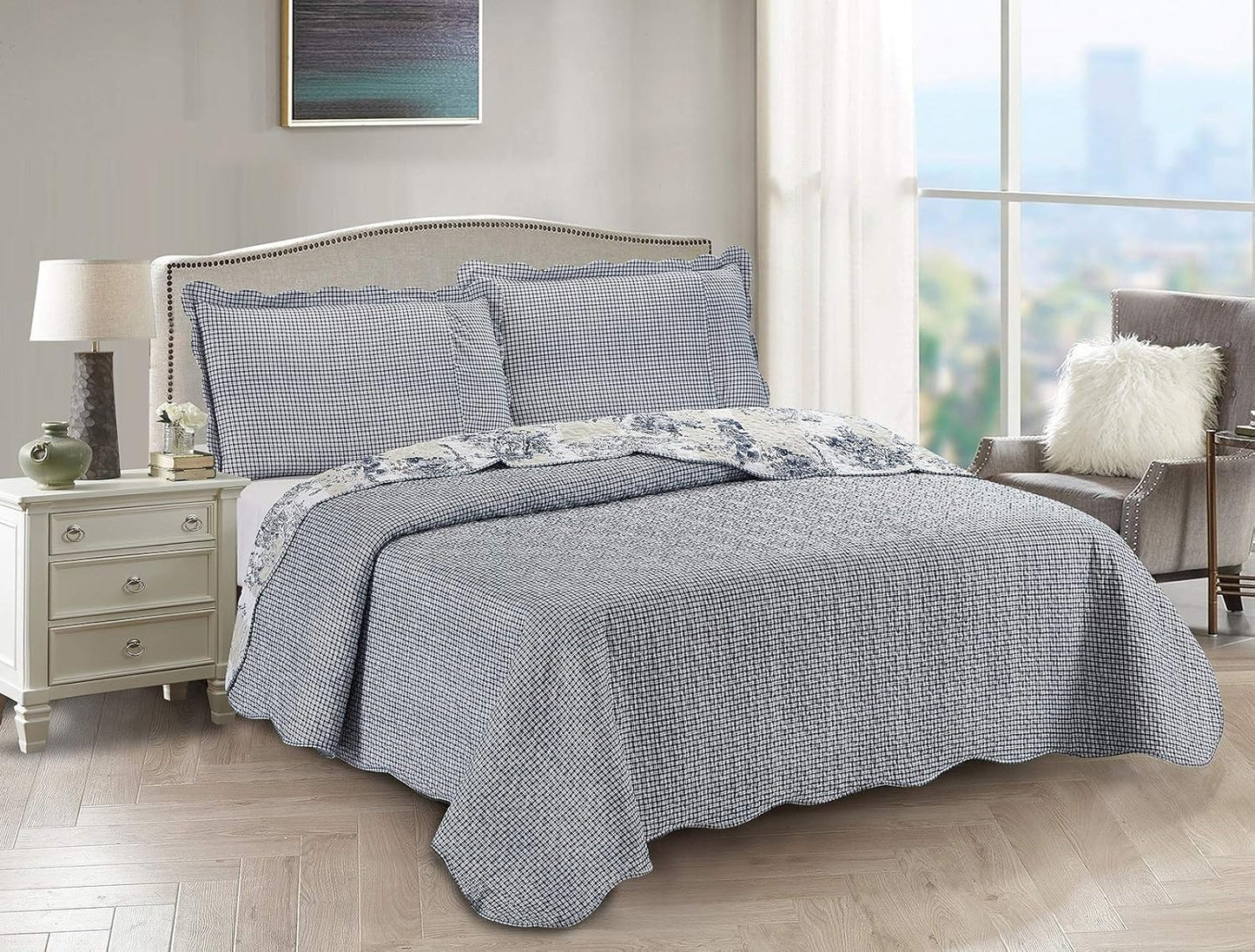 Brilliant Sunshine Blue Toile in Beige and Ivory Patches, 3-Piece Quilt Set with 2 Shams, Reversible Bedspread, Soft Lightweight Coverlet, All-Season, King, Blue