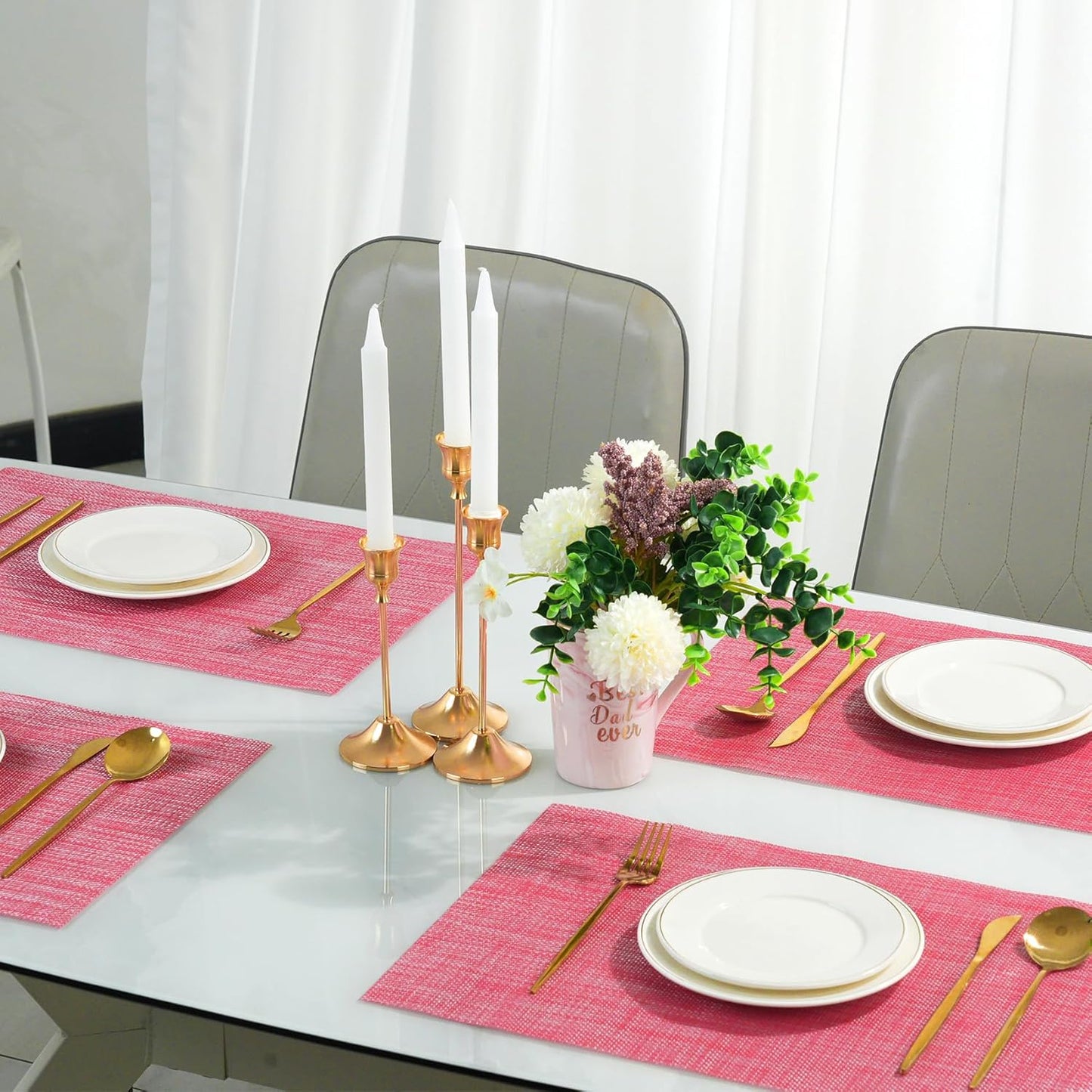 Placemats Set of 12，Non-Slip PVC Weave Table Mats Easy to Clean，Heat Resistant Place Mats for Kitchen Dining Table Decoration Indoor Outdoor，Red