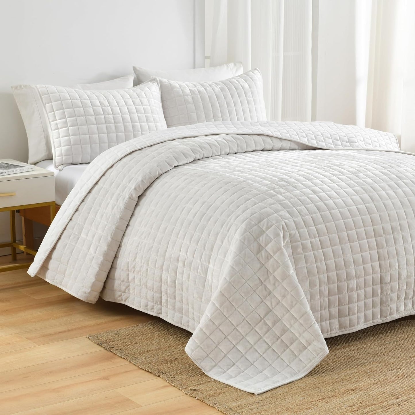 Secgo King Comforter Set for Bed - Velvet Quilts King Size, Black Bedspreads (98 * 106 Inch) with 2 Pillow Shams, Patchwork Reversible Lightweight Bedding