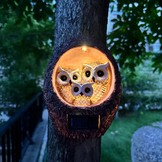 Garden Owl Family Tree Hugger Statue Solar Powered Outdoor Wall Mounted Figurine Light Resin Sculpture Home Decoration Housewarming Ornament Unique Gift