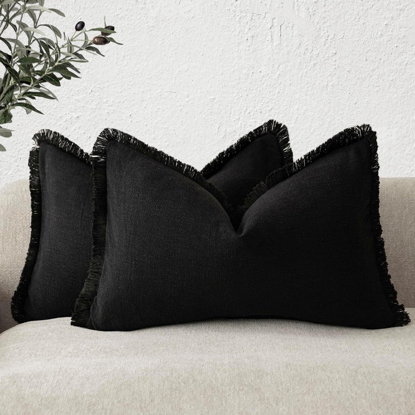 Foindtower Set of 2 Decorative Linen Fringe Lumbar Throw Pillow Covers Boho Farmhouse Cushion Cover with Tassels Soft Accent Pillowcase for Couch Sofa Bed Living Room Home Decor,12×20 Inch,Black