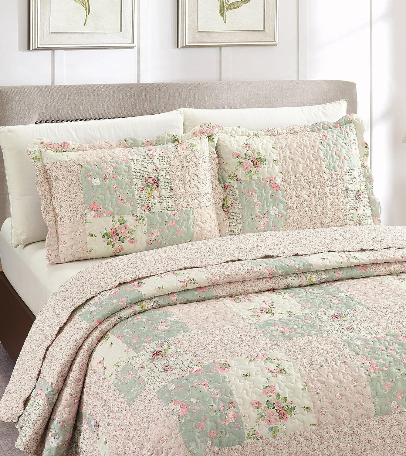 Brilliant Sunshine Rose and Sage Quilt Set, 3-Piece Bedding Sets, Traditional Patchwork Design, Washable and Reversible Bedspread, Soft Lightweight Coverlet, All-Season, Full/Queen, Light Pink Green