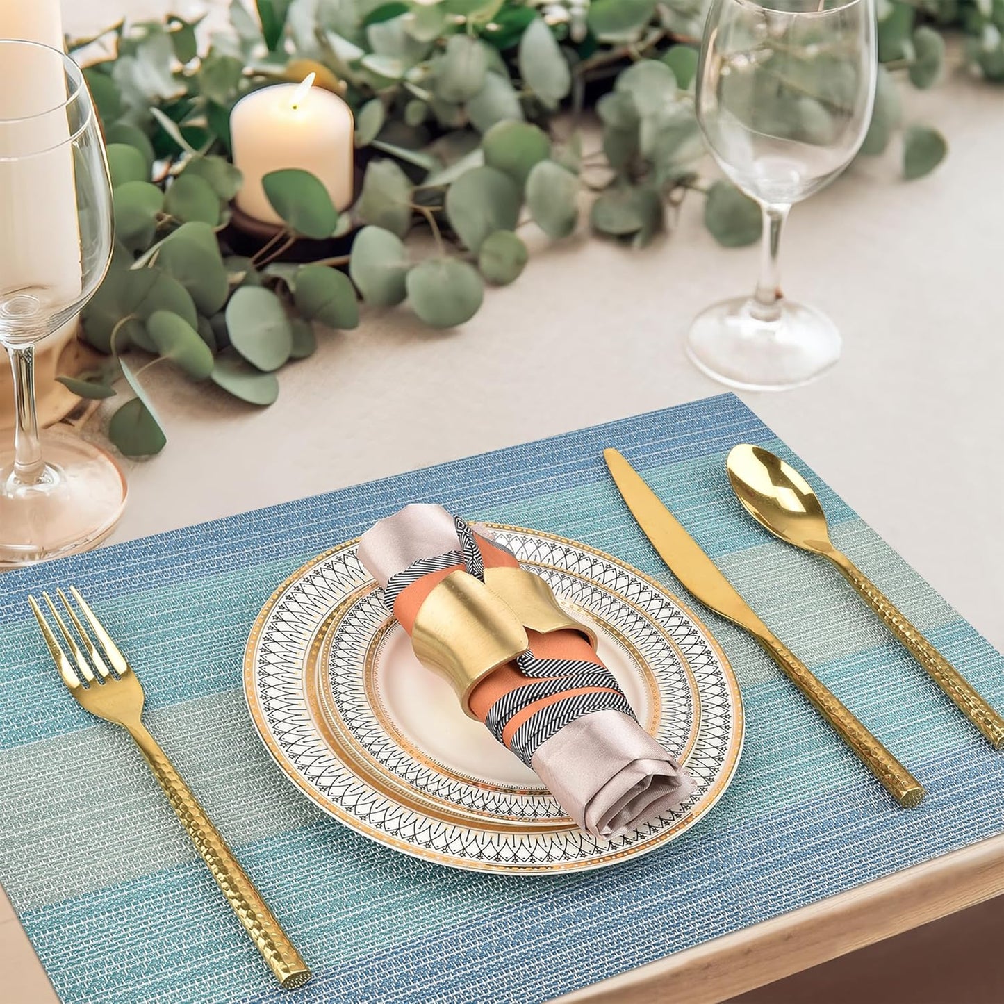 Placemats Set of 4 - Easy Clean Washable Vinyl Placemats - Wipeable Heat Resistant Table Mats for Dining Table - 17.7x11.8 Inch (4, Blue Gradient)