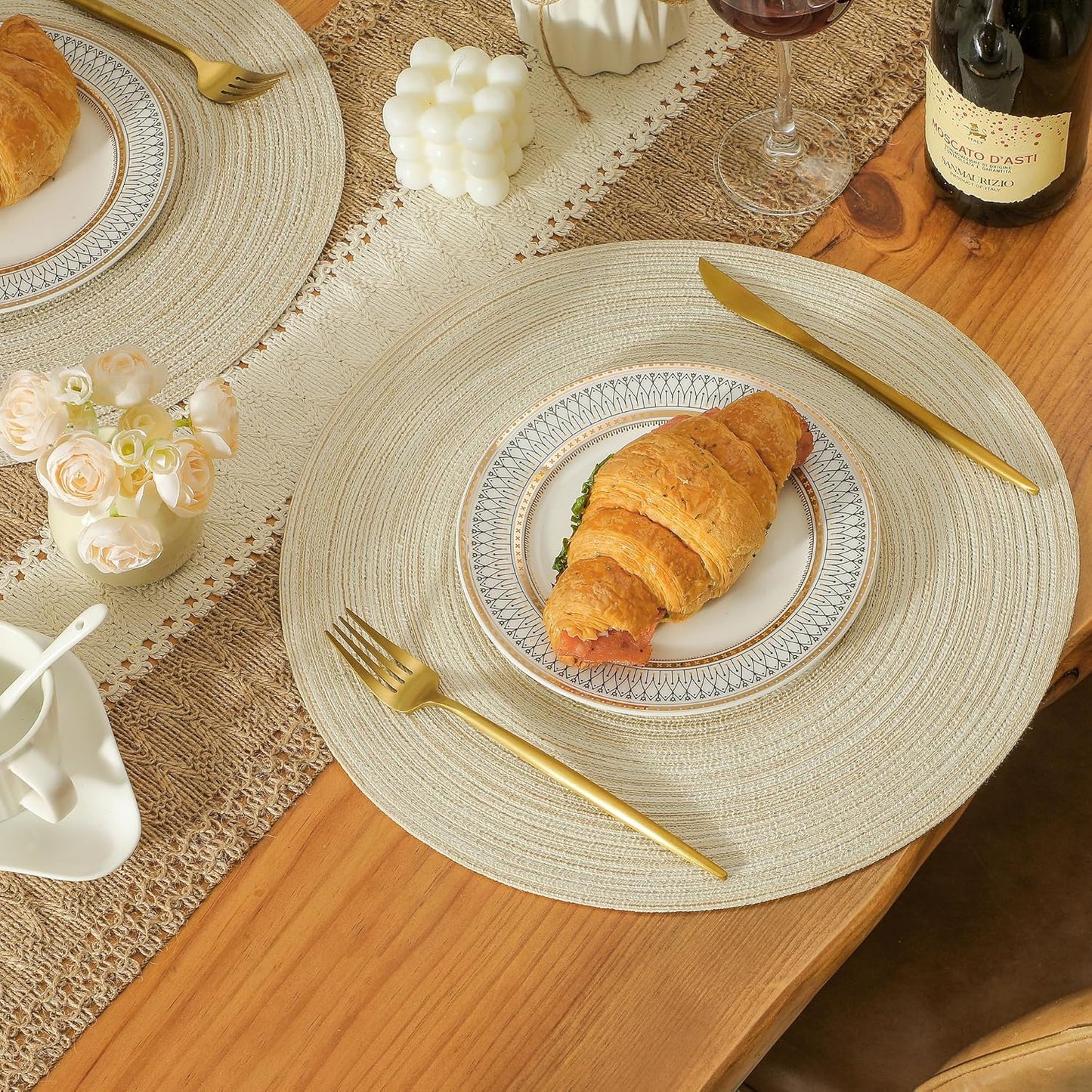 Leetaltree Round Placemats Heat and Slip Resistant Cotton Table Mats, Washable Bohemian Placemats for Dining Tables (White Beige, Set of 4)