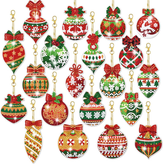 Tondiamo 20 Pcs Christmas Diamond Painting Keychain Kits 5D DIY Diamond Art Pendants Double Sided Hanging Key Chains for Christmas Party Decoration DIY(Balls Style)