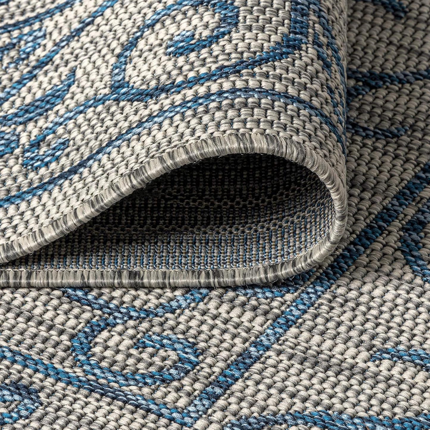 JONATHAN Y Vintage Filigree Indoor Outdoor Square Area Rug 9X9 Gray/Navy, Charleston Textured Weave for Backyard, Patio, Porch, Easy-Cleaning, High Traffic, Pet-Friendly, Non-Shedding (SMB106C-9SQ)