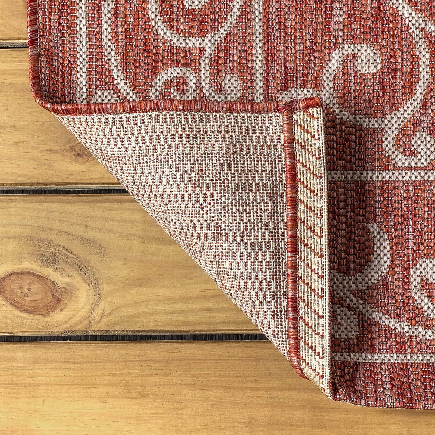 JONATHAN Y Vintage Filigree Indoor Outdoor Square Area Rug 5X5 Red/Beige, Charleston Textured Weave for Backyard, Patio, Porch, Easy-Cleaning, High Traffic, Pet-Friendly, Non-Shedding (SMB106B-5SQ)